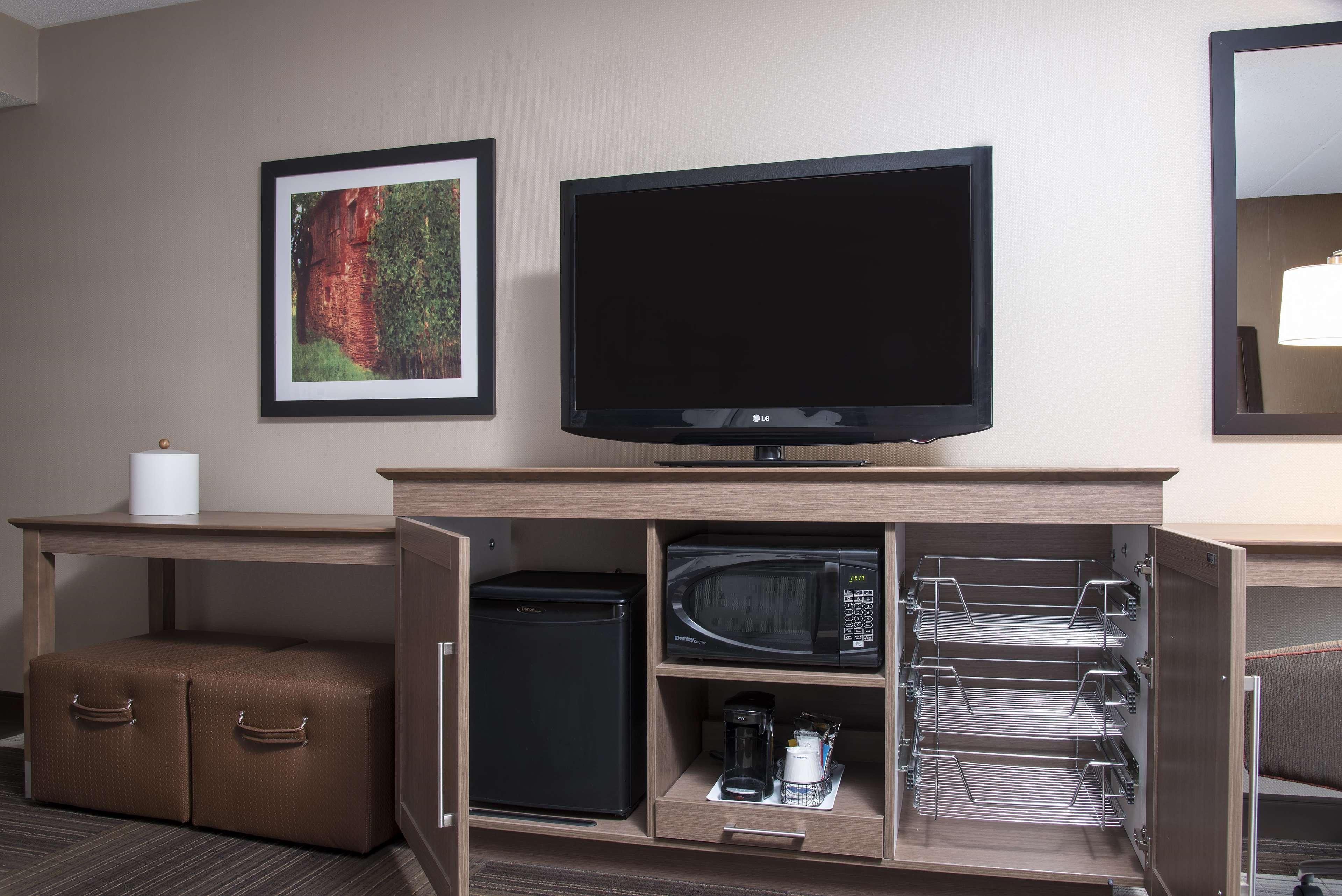 Hampton Inn Сиймор Екстериор снимка